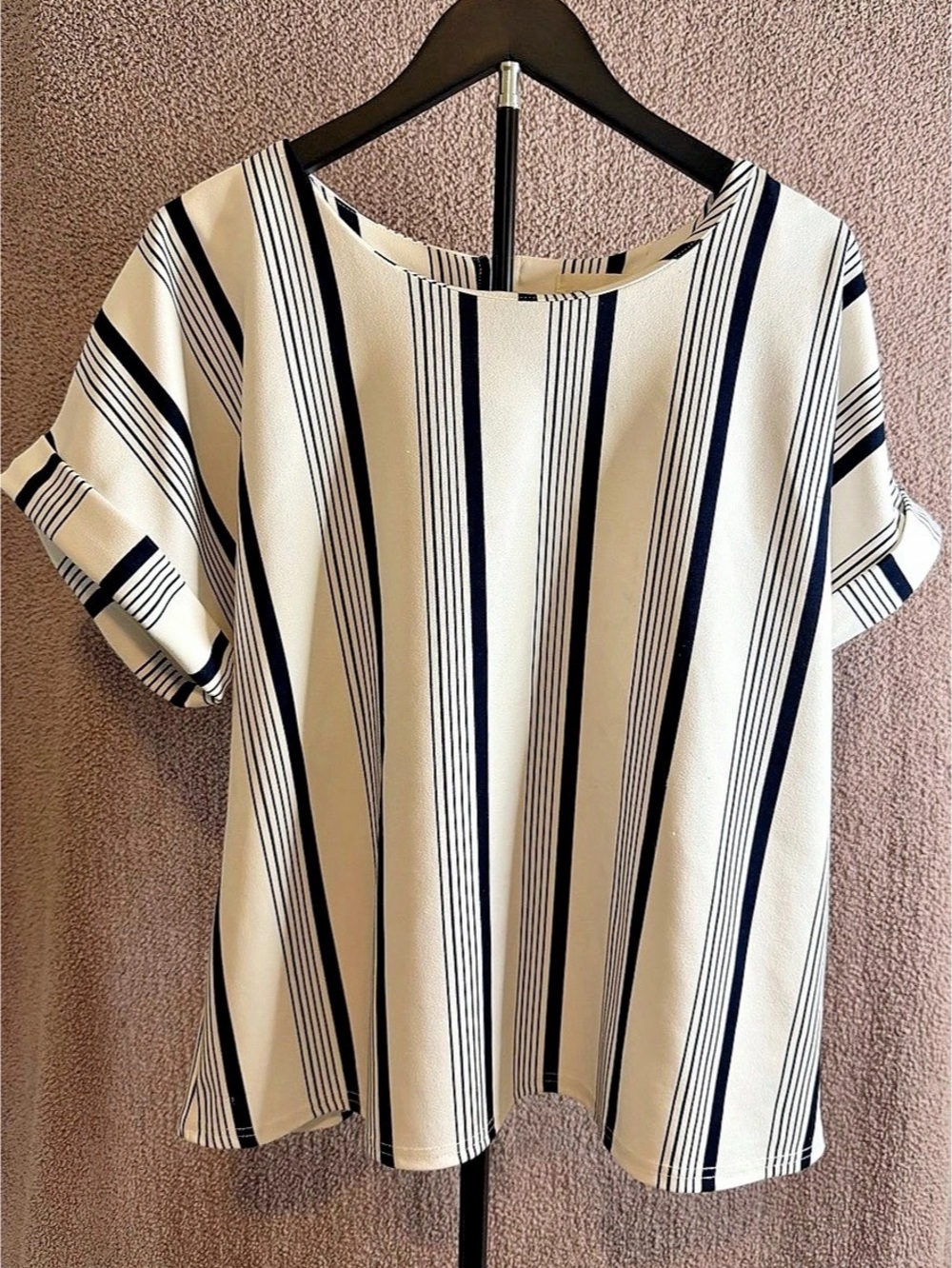 MelloDay Ivory Navy Striped Short Sleeve Blouse Size L Back Zip